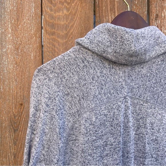 ULTRA FLIRT Women’s Gray Long Sleeve Cowl Neck‎ Sweatshirt Size Small - Picture 10 of 13